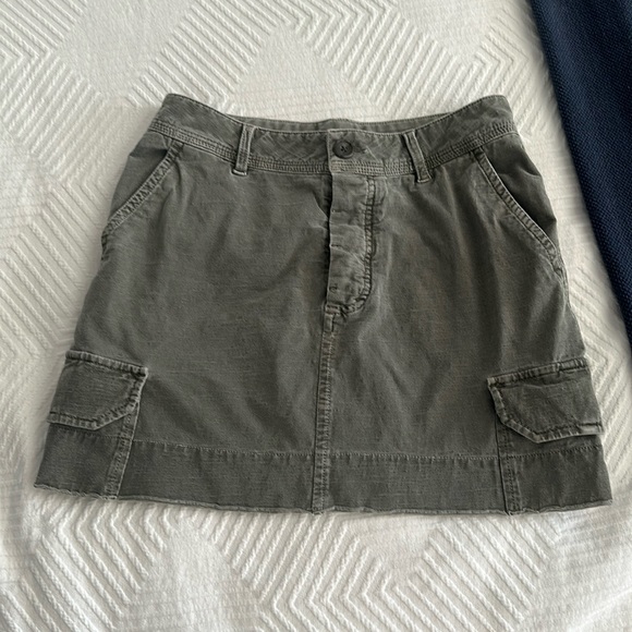 James Perse Cutoff Cargo Skirt 25